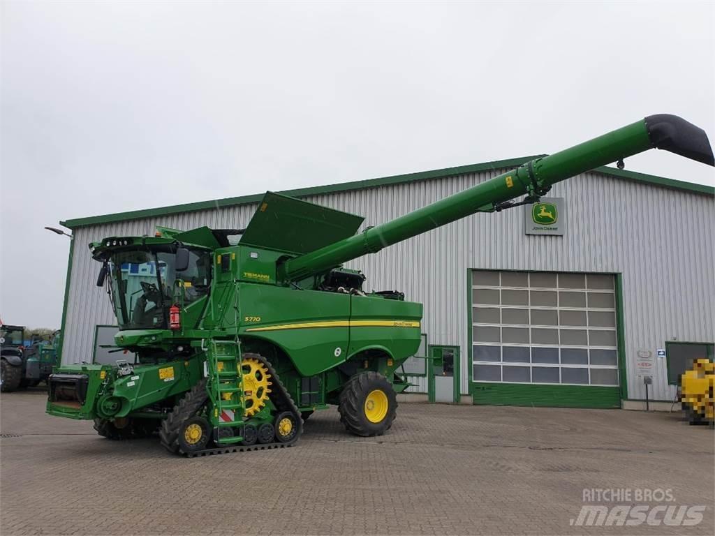 John Deere S770 コンバイン