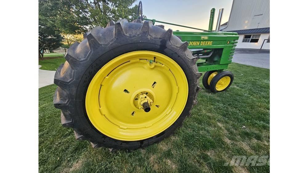 John Deere B 林業油圧ショベル（パワーショベル・ユンボ・バックホー）