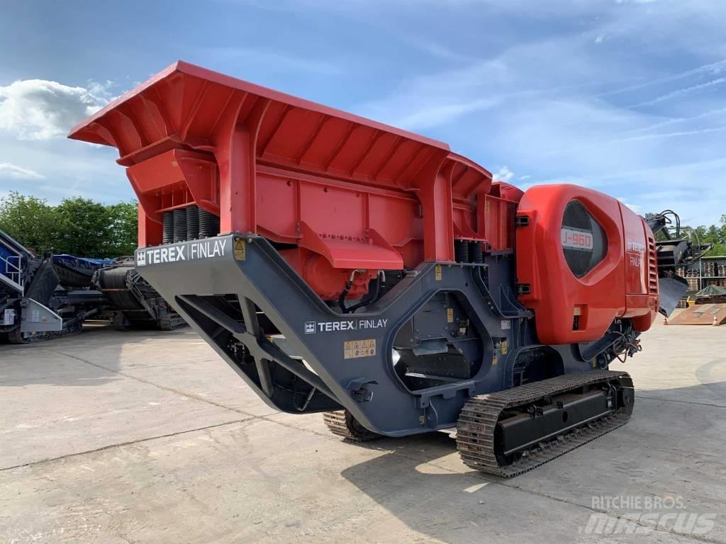 Terex Finlay J960 自走式クラッシャー