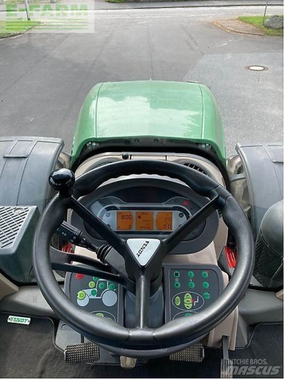 Fendt 828 s4 トラクター