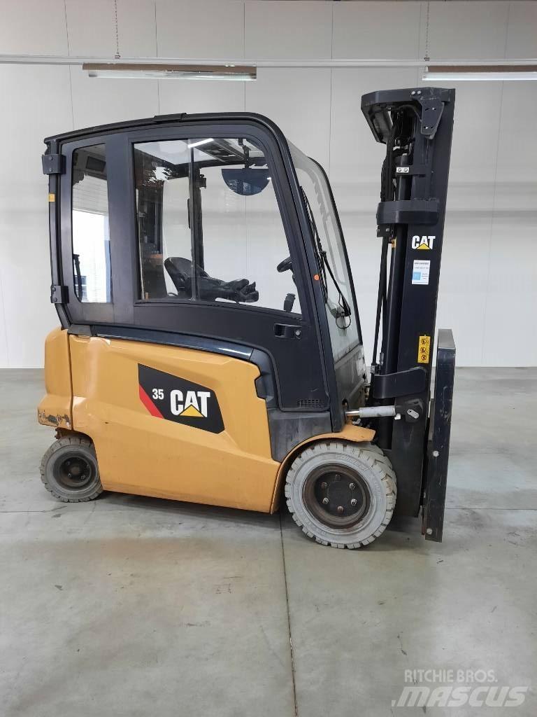 CAT EP35N バッテリーフォークリフト