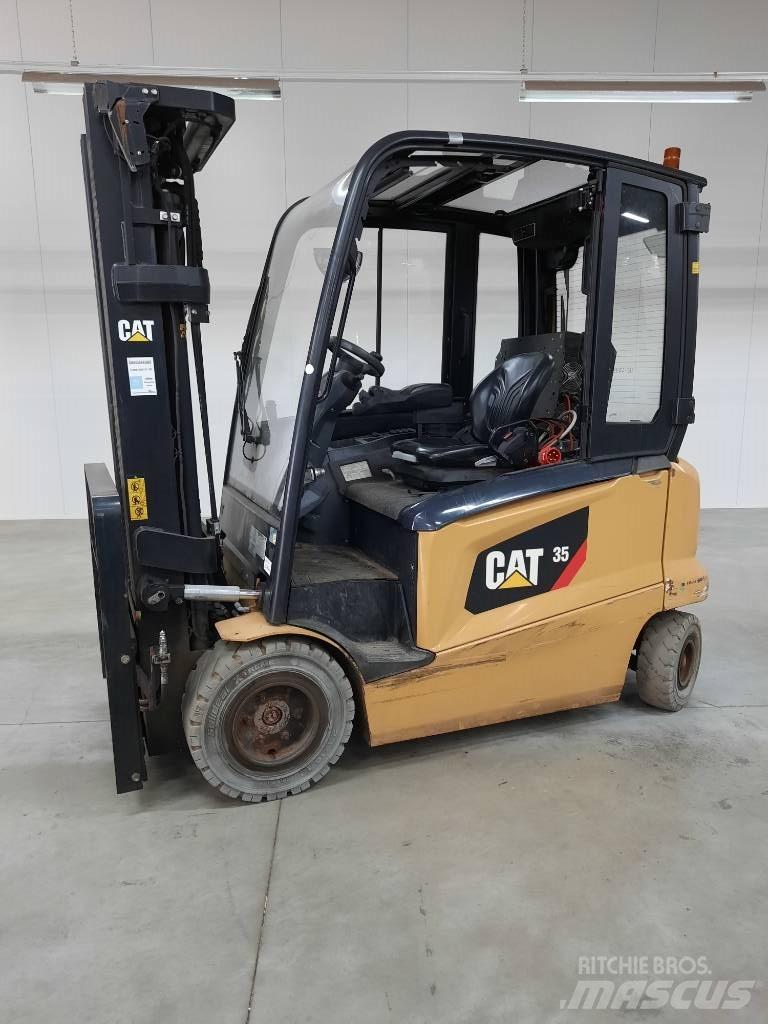CAT EP35N バッテリーフォークリフト