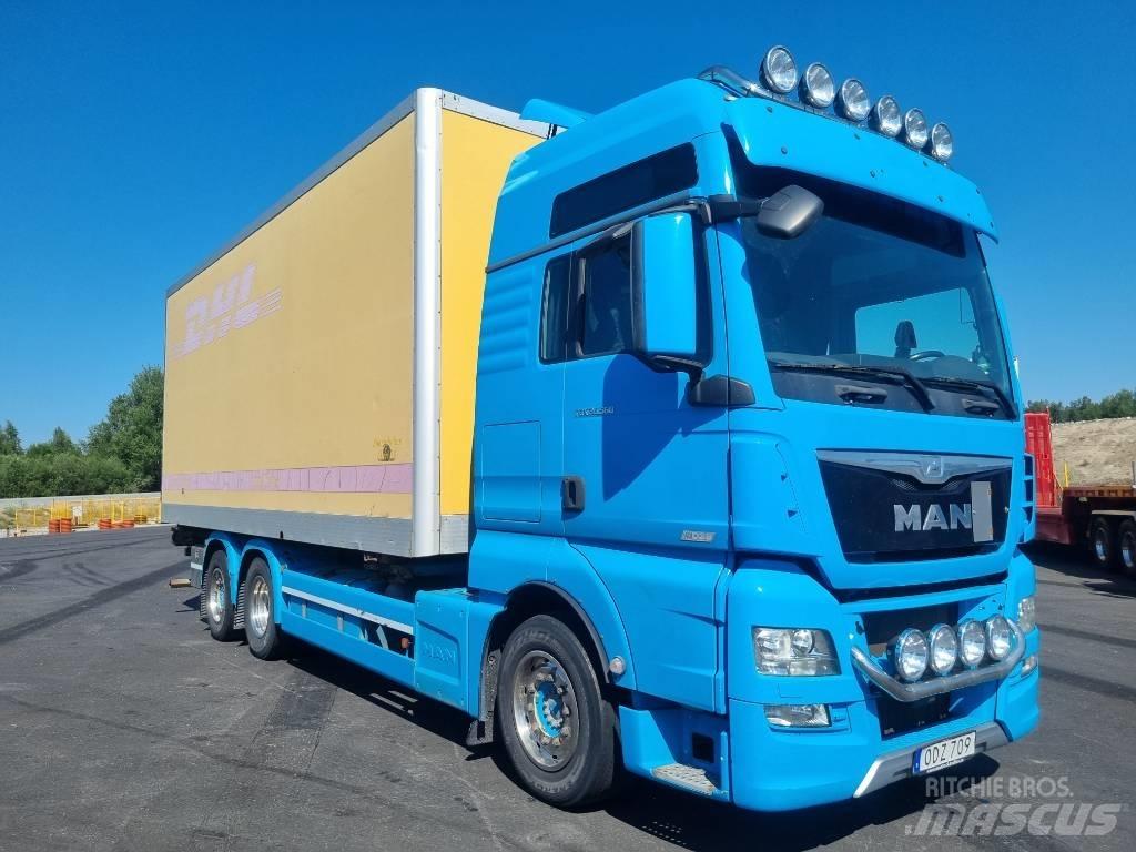 MAN TGX 28.560 コンテナ、海コン車