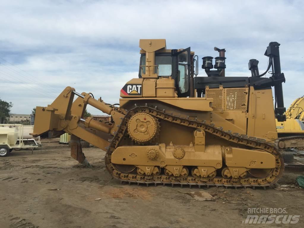 CAT D 9 L ブルドーザー