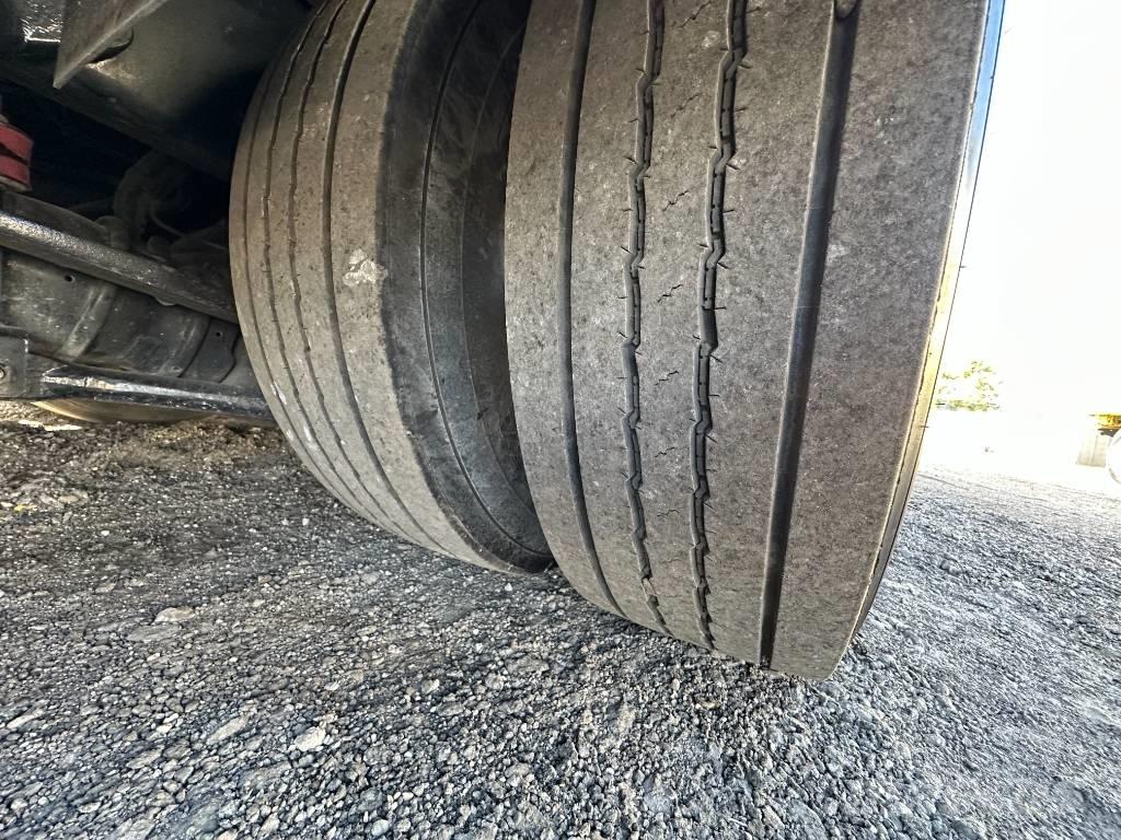 Freightliner M2 救急車