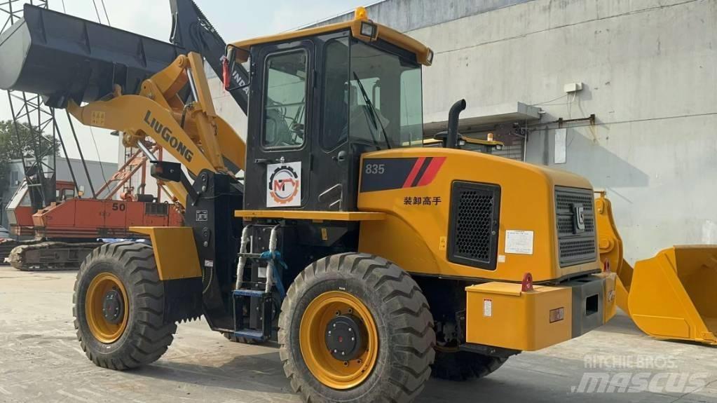 LiuGong CLG 835 ホイールローダー・タイヤショベル