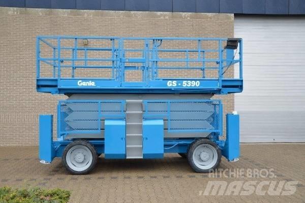Genie GS 5390 RT シザースリフト