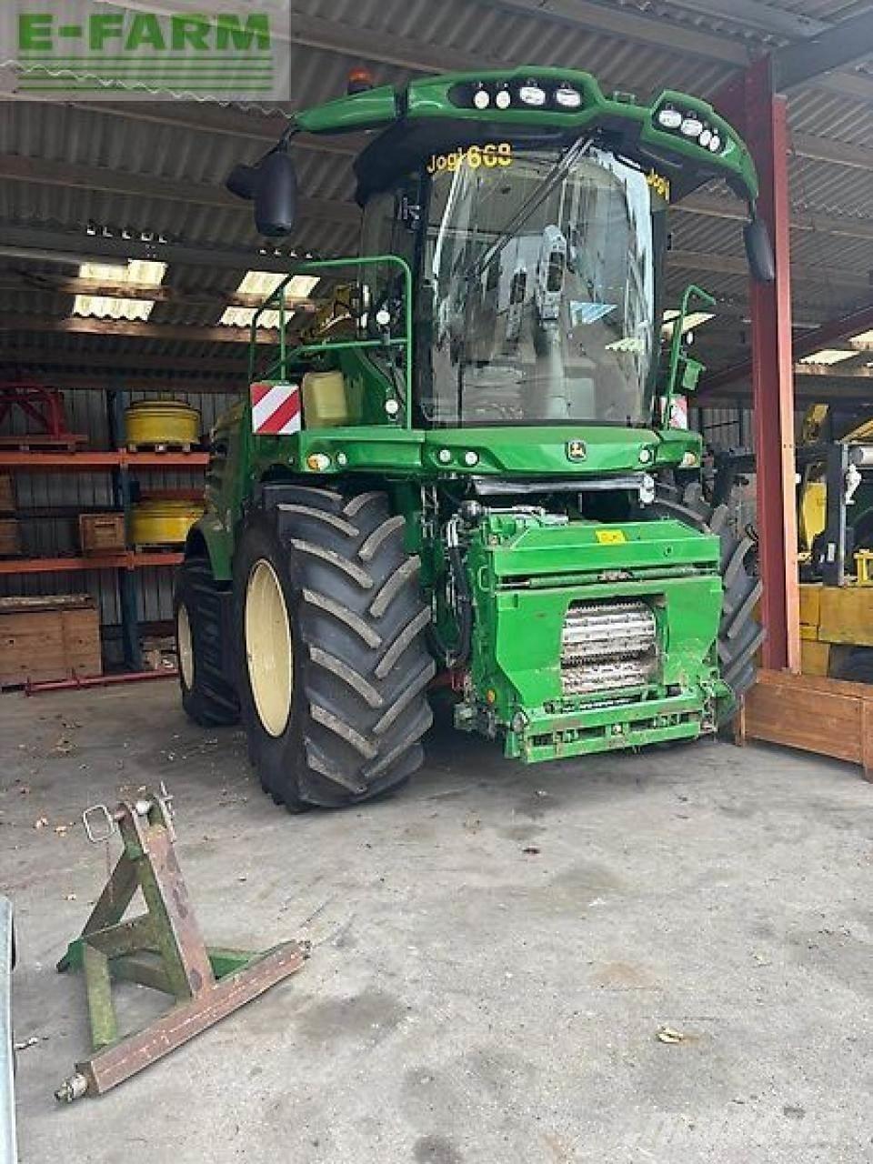 John Deere 8600 自走式フォレージハーベスター