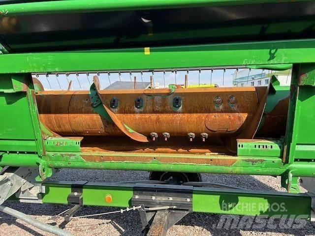 John Deere T 550 コンバイン