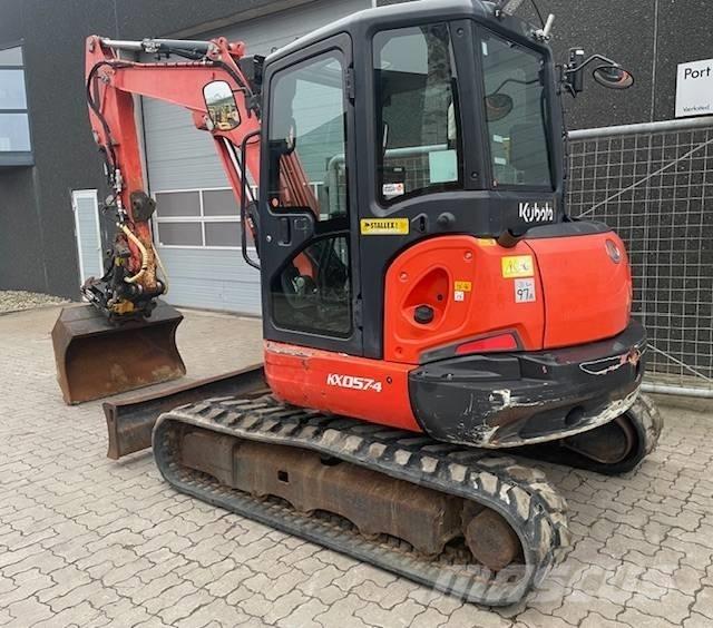 Kubota KX057-4 ミニ油圧ショベル 7t以下（ミニユンボ・ミニディガー）