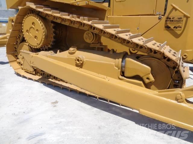 CAT D 6 R II ブルドーザー