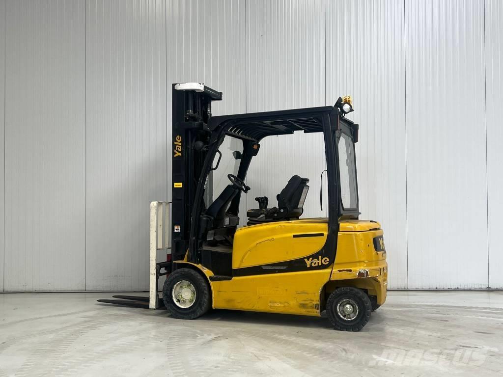 Yale ERP30VL バッテリーフォークリフト