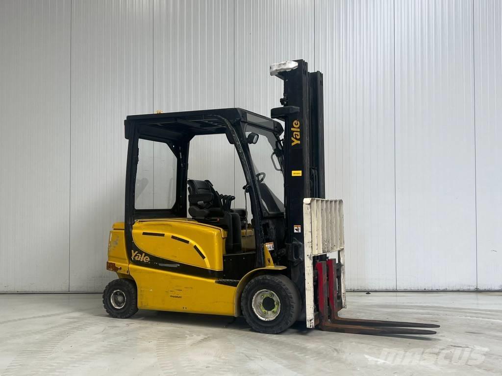Yale ERP30VL バッテリーフォークリフト