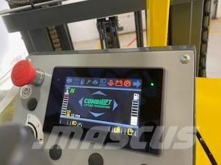 Combilift CB 3000 全方向リーチ型フォークリフト