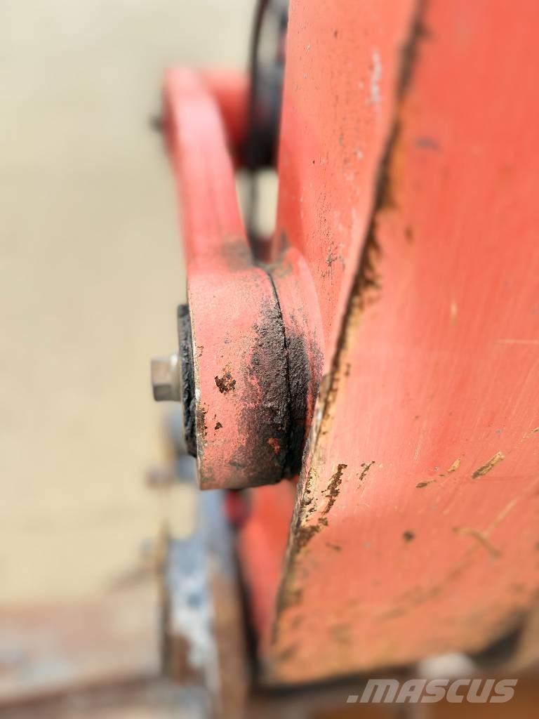 Kubota KX 080-4 中型油圧ショベル 7ｔ-12ｔ（ユンボ・パワーショベル・バックホー）