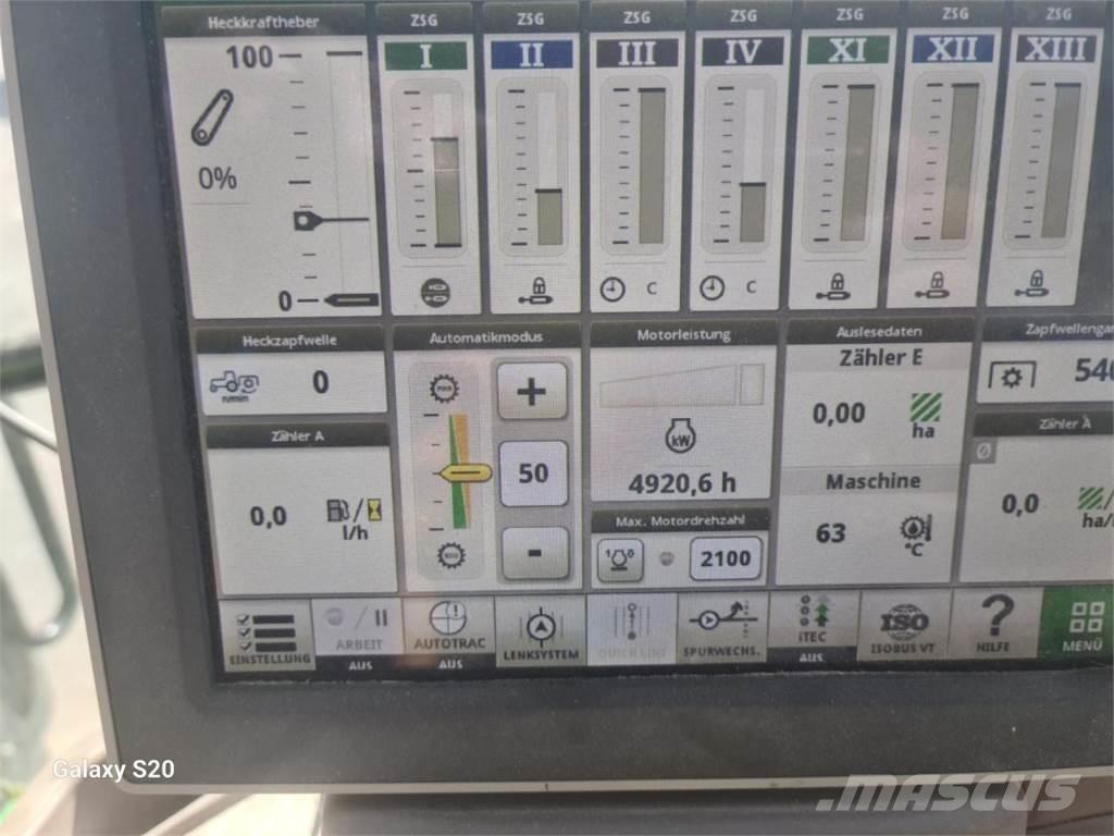 John Deere 6130R トラクター