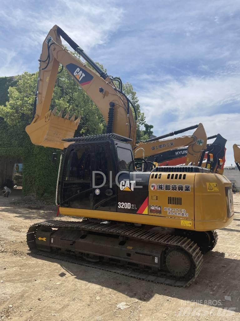 CAT CAT320D 中型油圧ショベル 7ｔ-12ｔ（ユンボ・パワーショベル・バックホー）