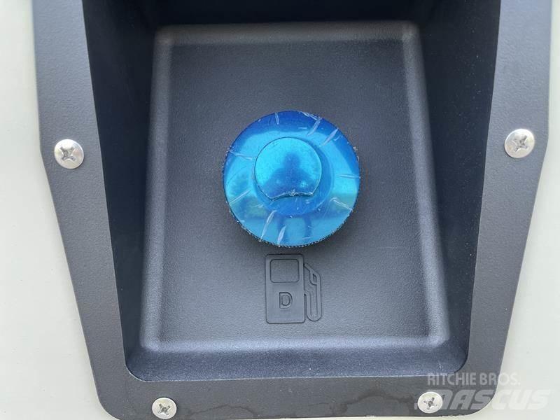 Cummins 55 kVA ディーゼル発電機