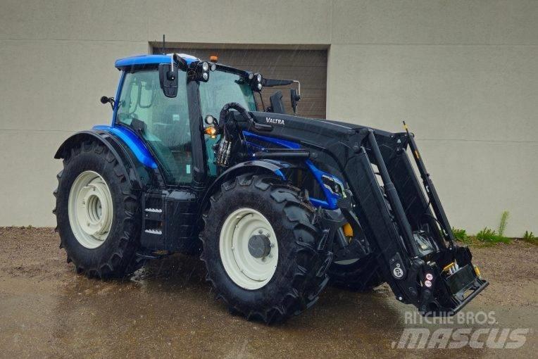 Valtra N 155 Direct トラクター