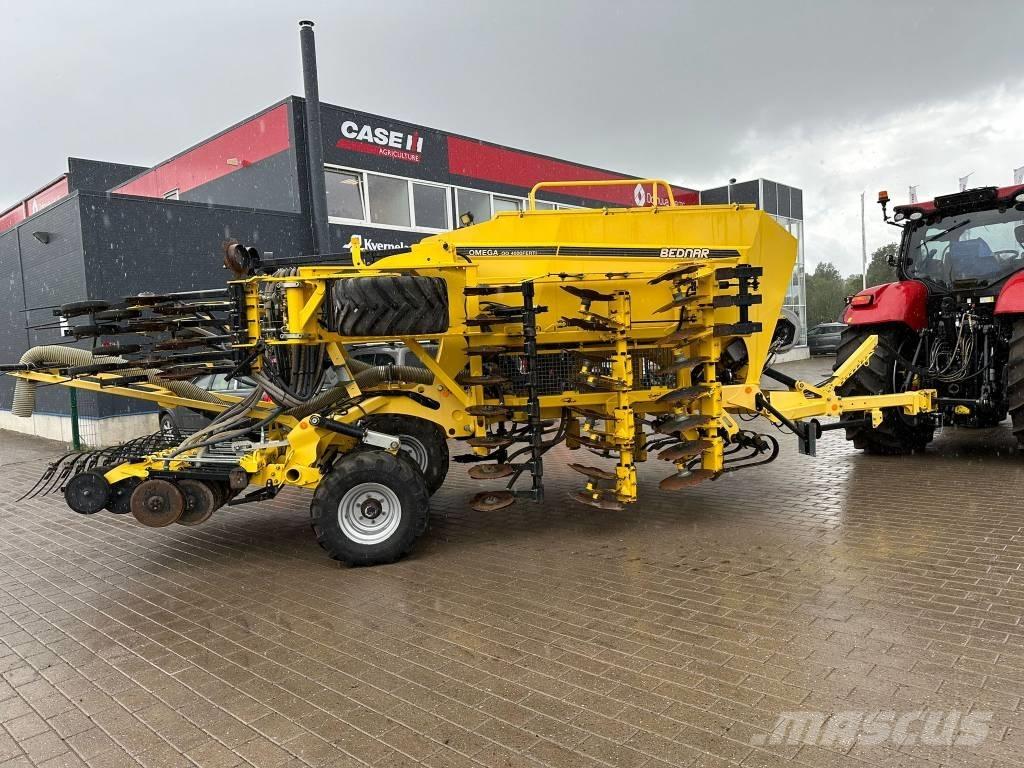 Bednar 4000F ドリル