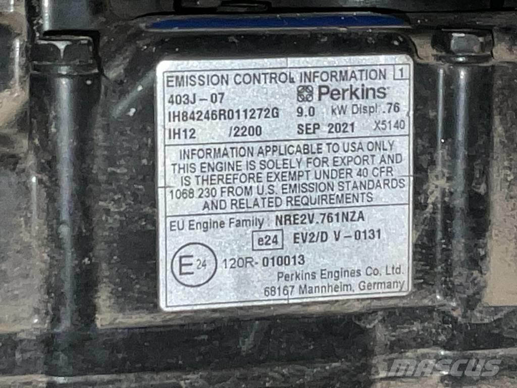 JCB 8008 ミニ油圧ショベル 7t以下（ミニユンボ・ミニディガー）