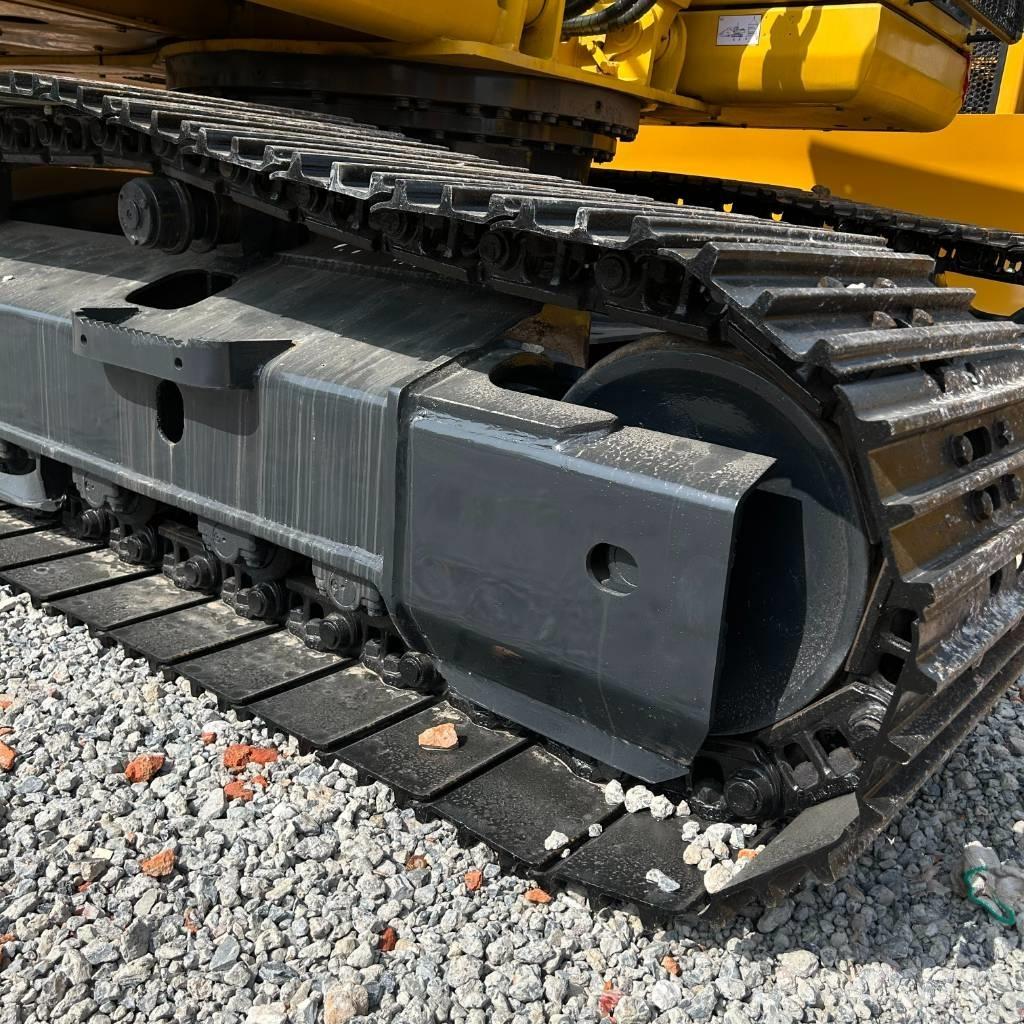 Komatsu 200-8 大型油圧ショベル12t以上（パワーショベル・ユンボ）