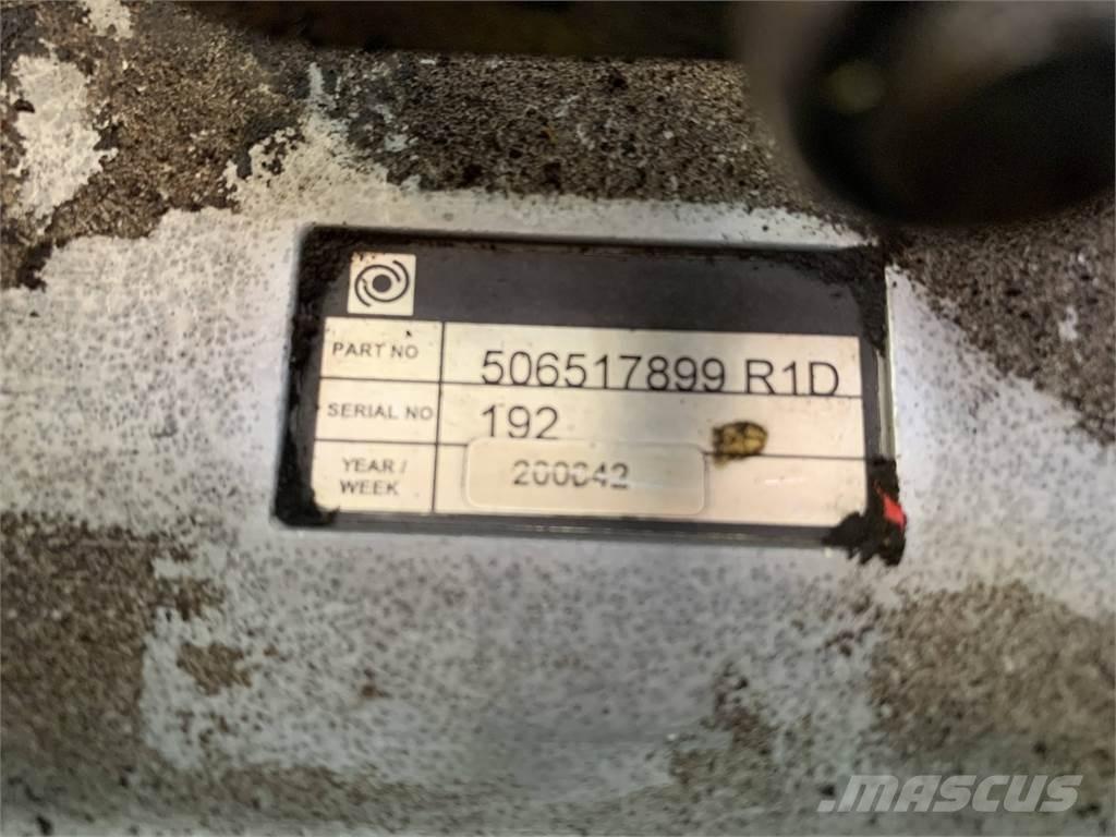 Valmet 350.1 ハーベスタヘッド