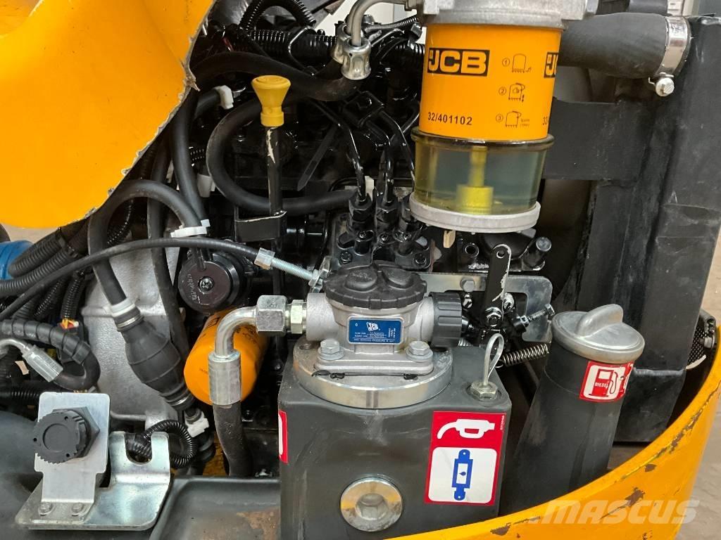 JCB 8008 CTS ミニ油圧ショベル 7t以下（ミニユンボ・ミニディガー）