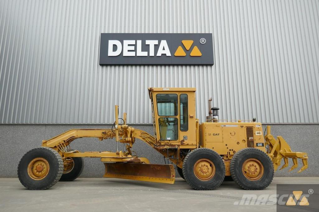 CAT 130G モーターグレーダー