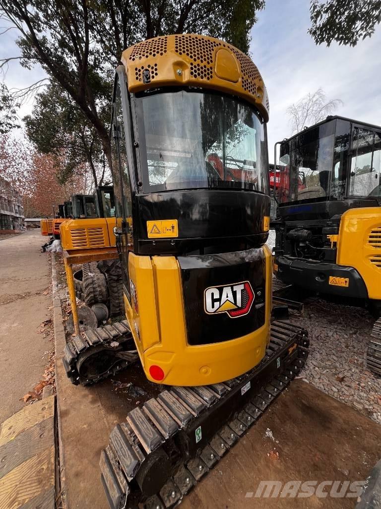 CAT 302 大型油圧ショベル12t以上（パワーショベル・ユンボ）