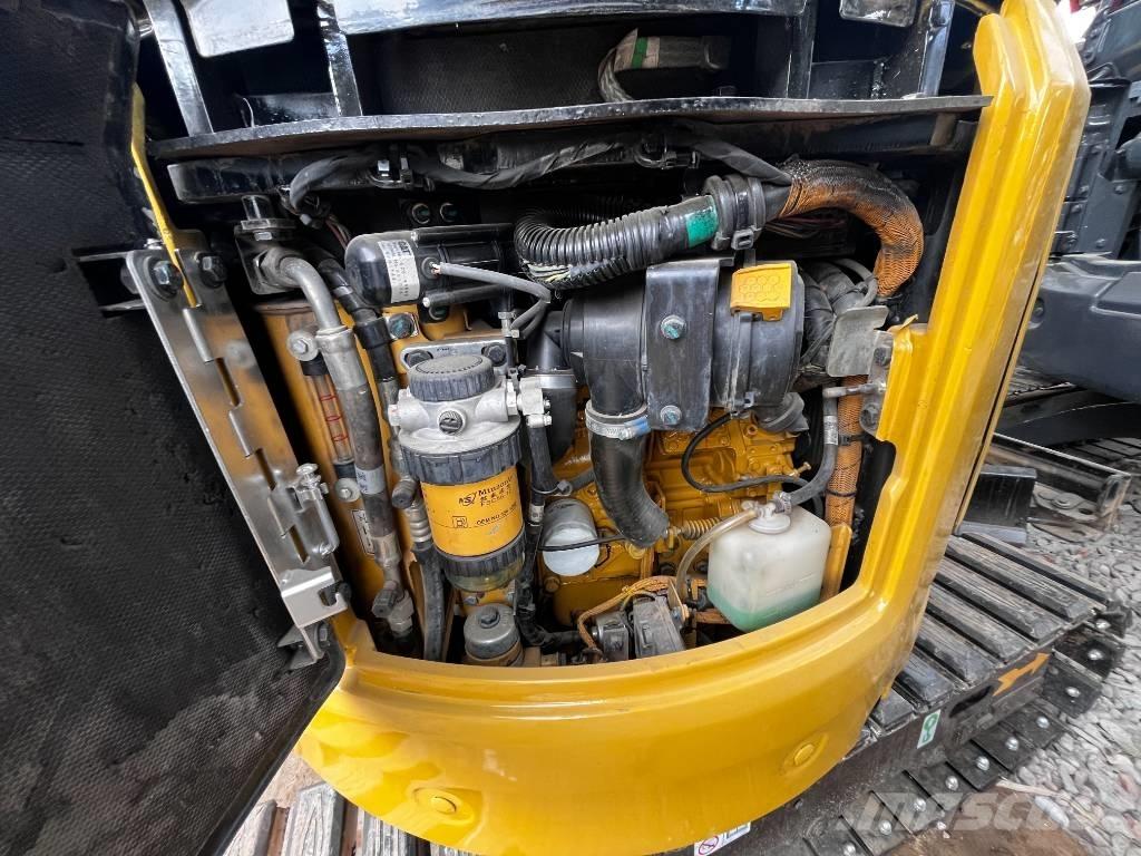 CAT 302 大型油圧ショベル12t以上（パワーショベル・ユンボ）