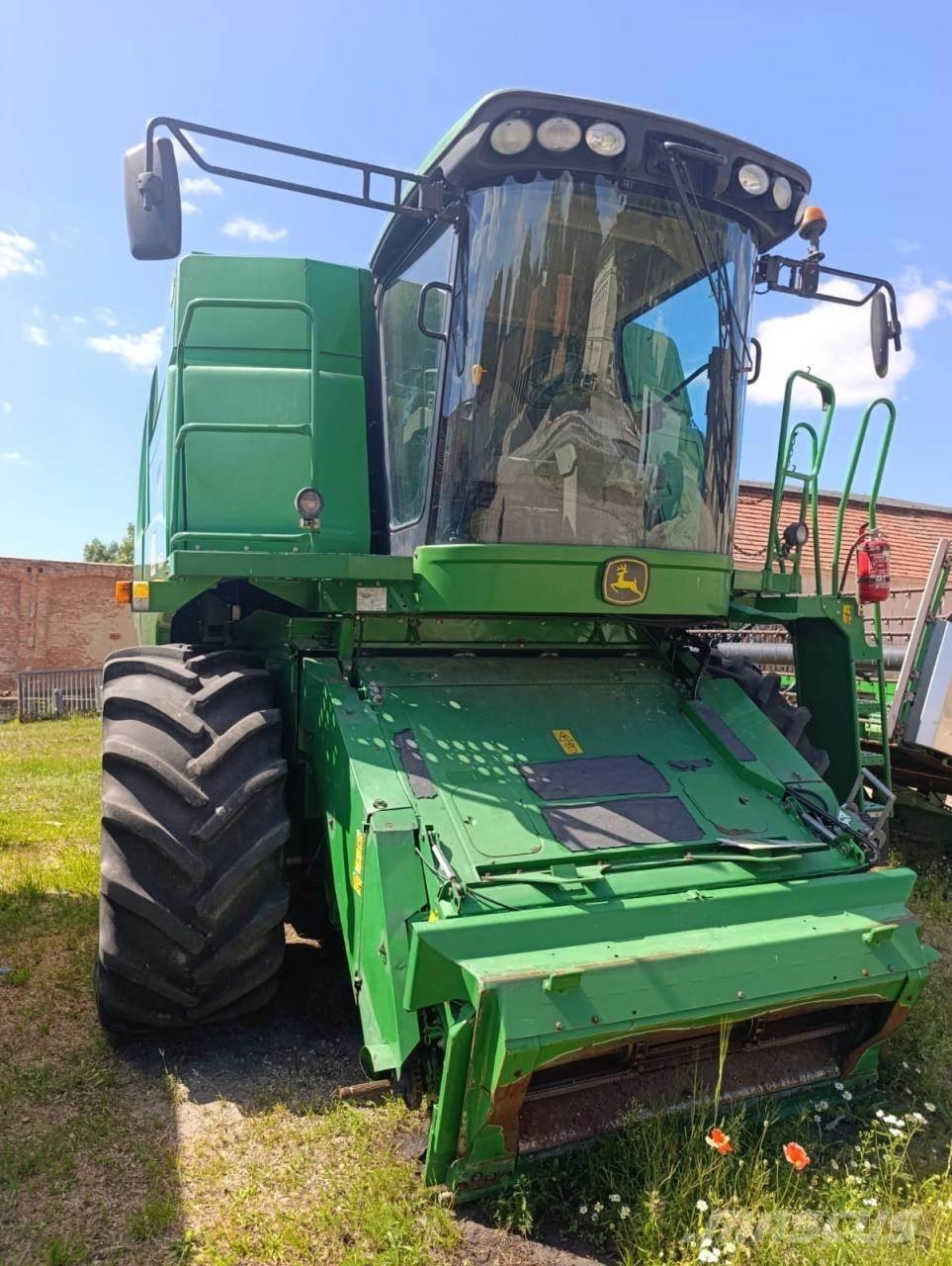 John Deere W650 コンバイン