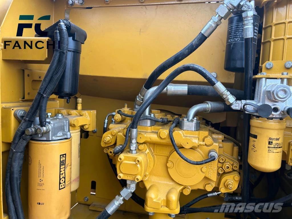 CAT 320d2 大型油圧ショベル12t以上（パワーショベル・ユンボ）