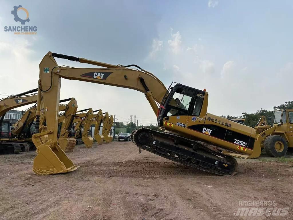 CAT 325 CL 大型油圧ショベル12t以上（パワーショベル・ユンボ）
