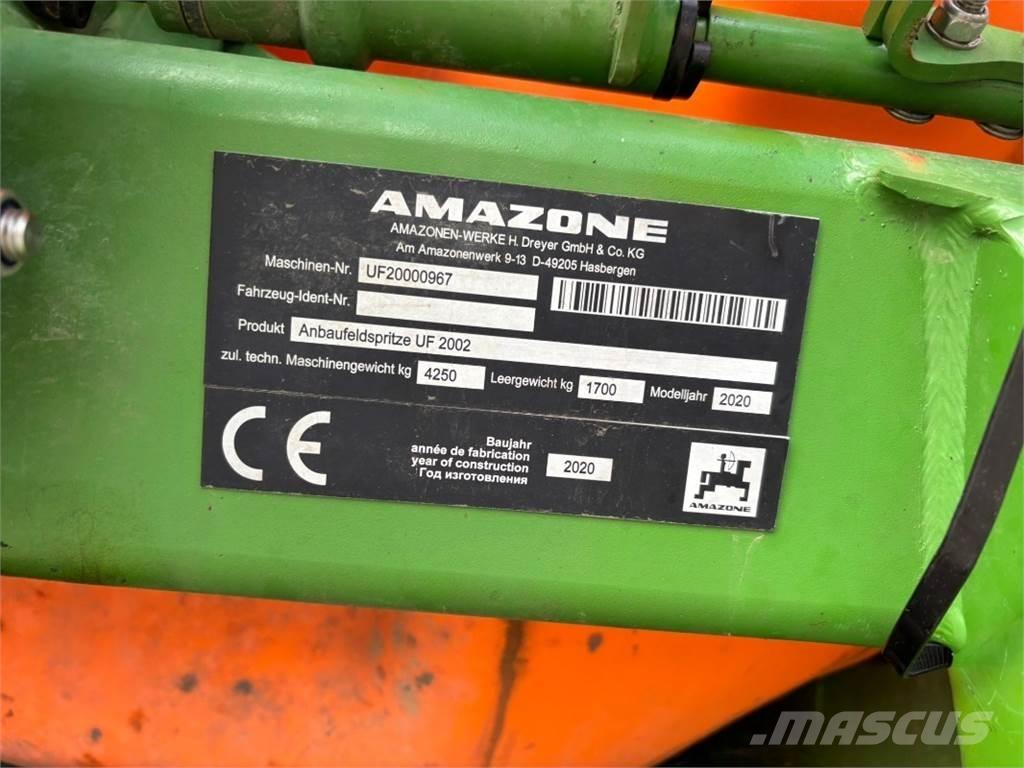 Amazone UF 2002 牽引型スプレイヤー