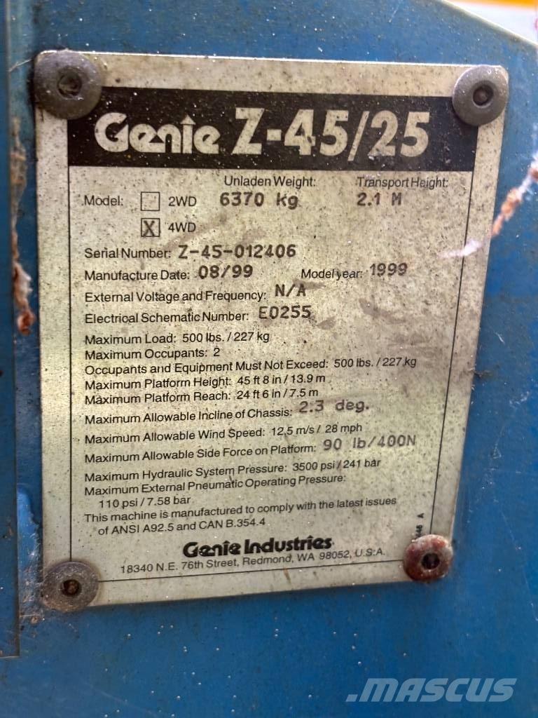 Genie Z 45/25 ブームリフト　屈伸型