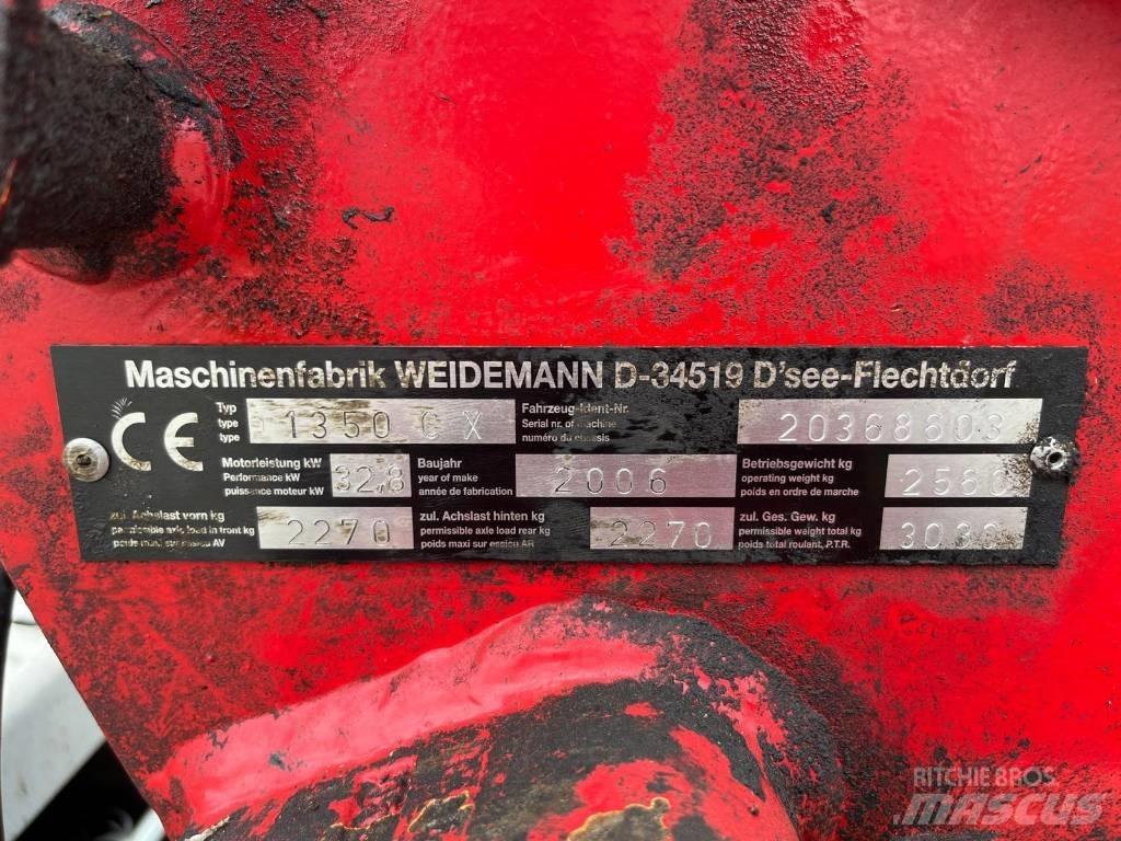 Weidemann 1350CX45 スキッドステアローダー