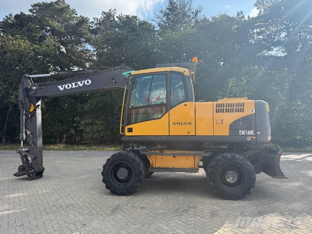 Volvo EW 160 C ホイール式油圧ショベル（パワーショベル・ユンボ・バックホー）