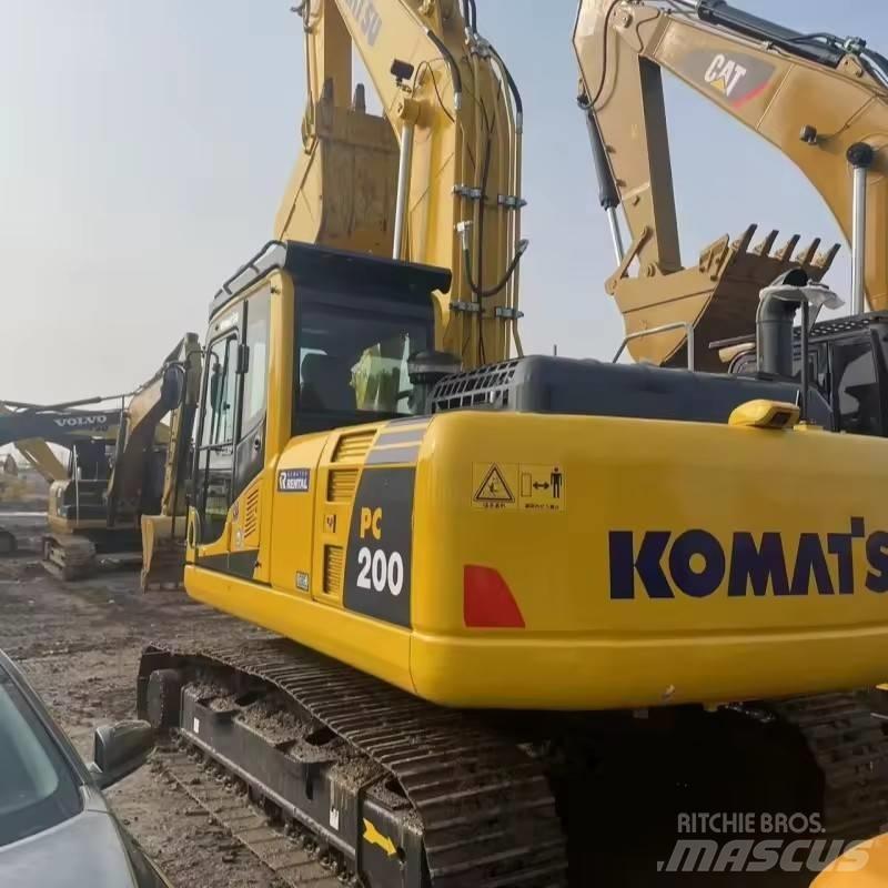 Komatsu PC 200 大型油圧ショベル12t以上（パワーショベル・ユンボ）