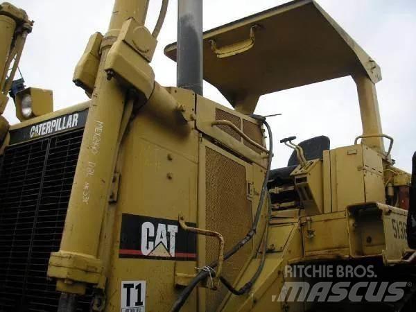 CAT D8L ブルドーザー