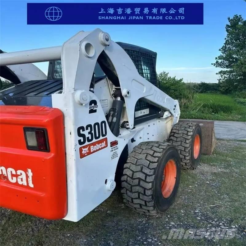 Bobcat s 300 スキッドステアローダー