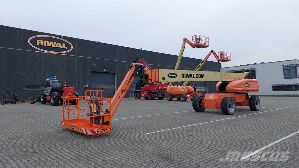 JLG 1350SJP ブームリフト　直伸型