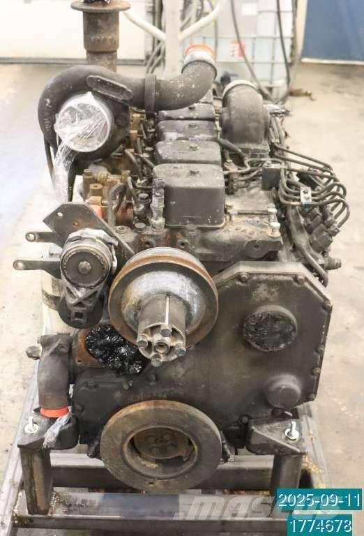 Huddig 1160 エンジン