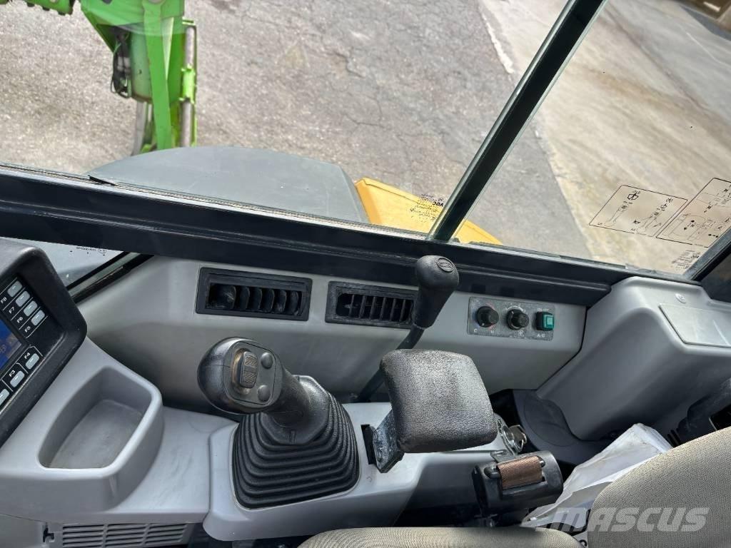 Komatsu PC 35 MR-5 ミニ油圧ショベル 7t以下（ミニユンボ・ミニディガー）