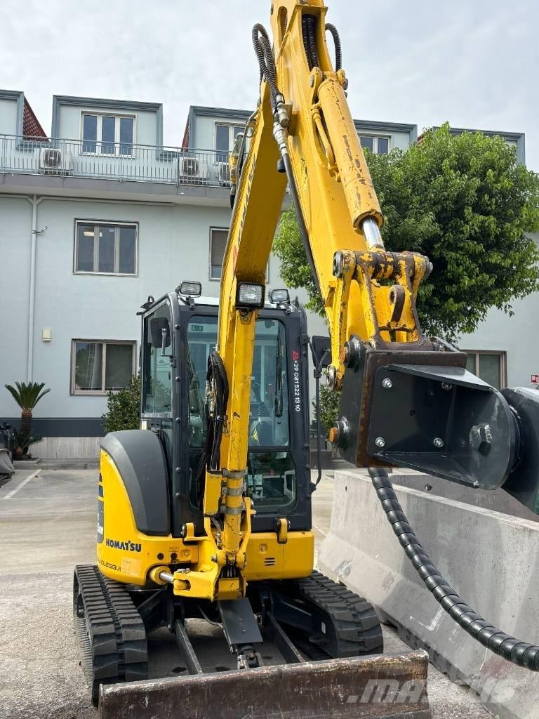 Komatsu PC 35 MR-5 ミニ油圧ショベル 7t以下（ミニユンボ・ミニディガー）