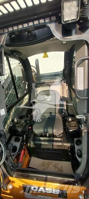 CASE DL550 スキッドステアローダー