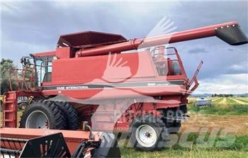 Case IH 1680 コンバイン