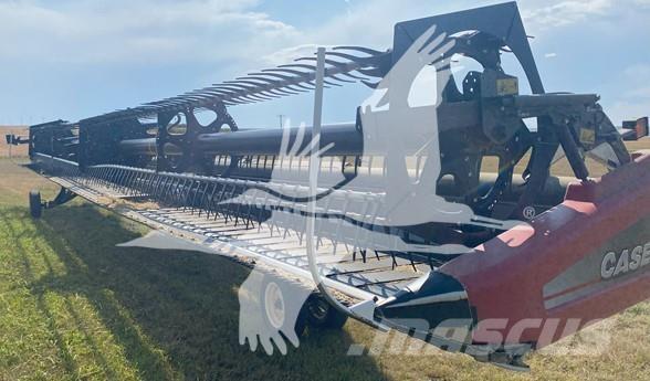 Case IH 2152 コンバイン・ハーベスター・ヘッド