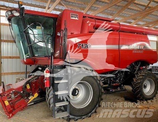 Case IH 7130 コンバイン