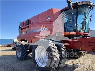 Case IH 8240 コンバイン